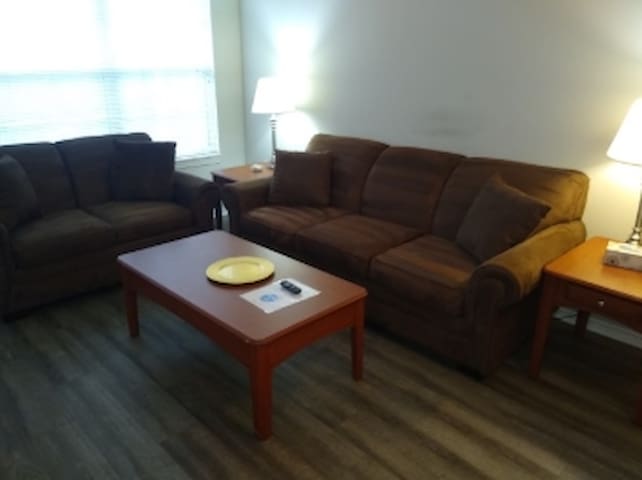 Home Street managed Airbnb listing 1