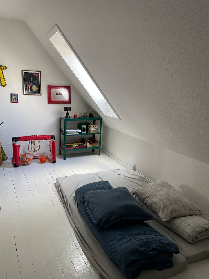 საძინებელი 2