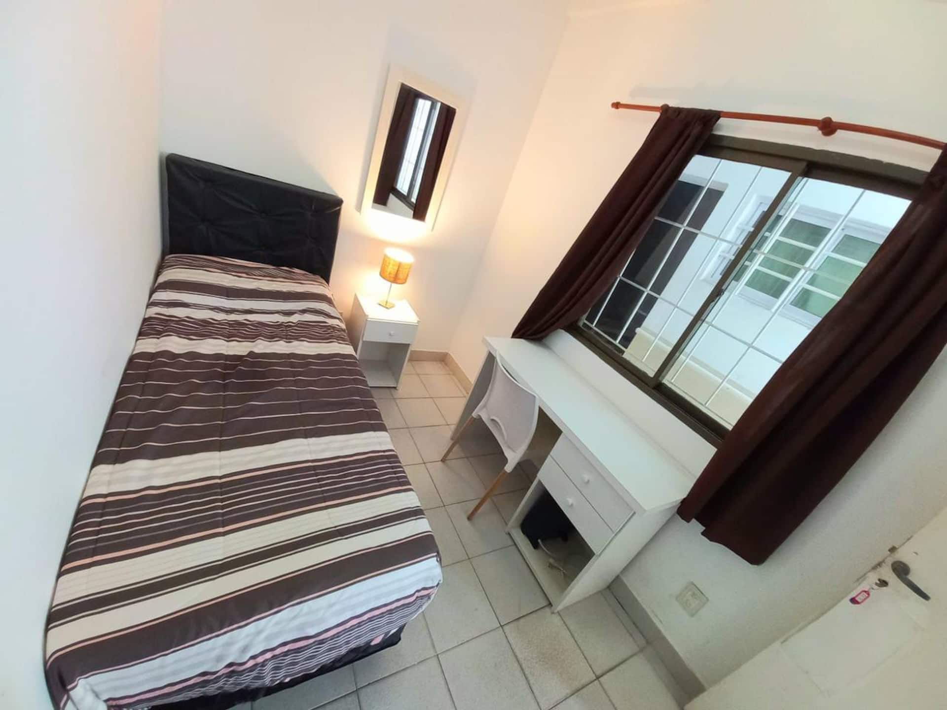 Private room in shared accommodation in Barracas