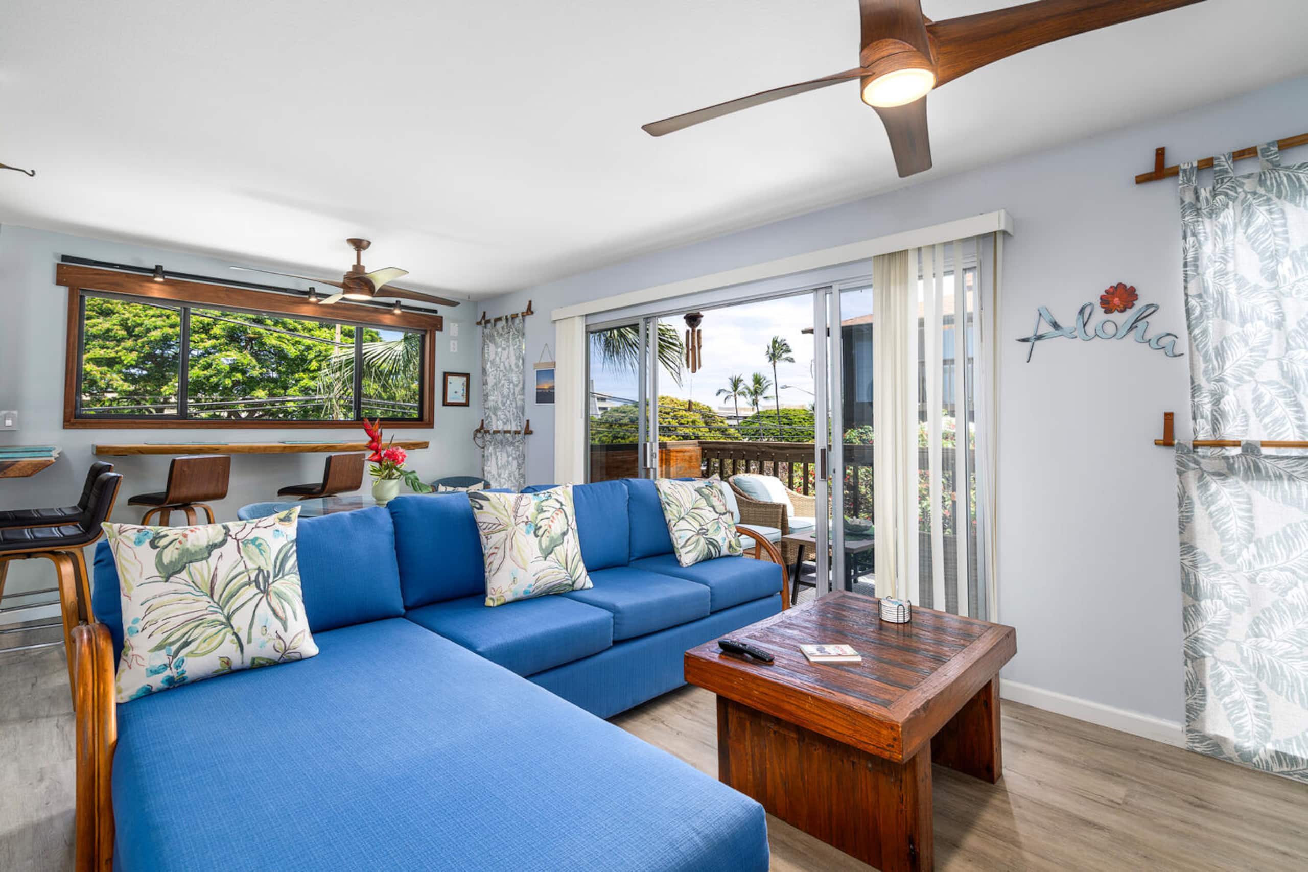 Townhouse in Kailua-Kona · ★4.95 · 1 bedroom · 2 beds · 1.5 baths - Image 2