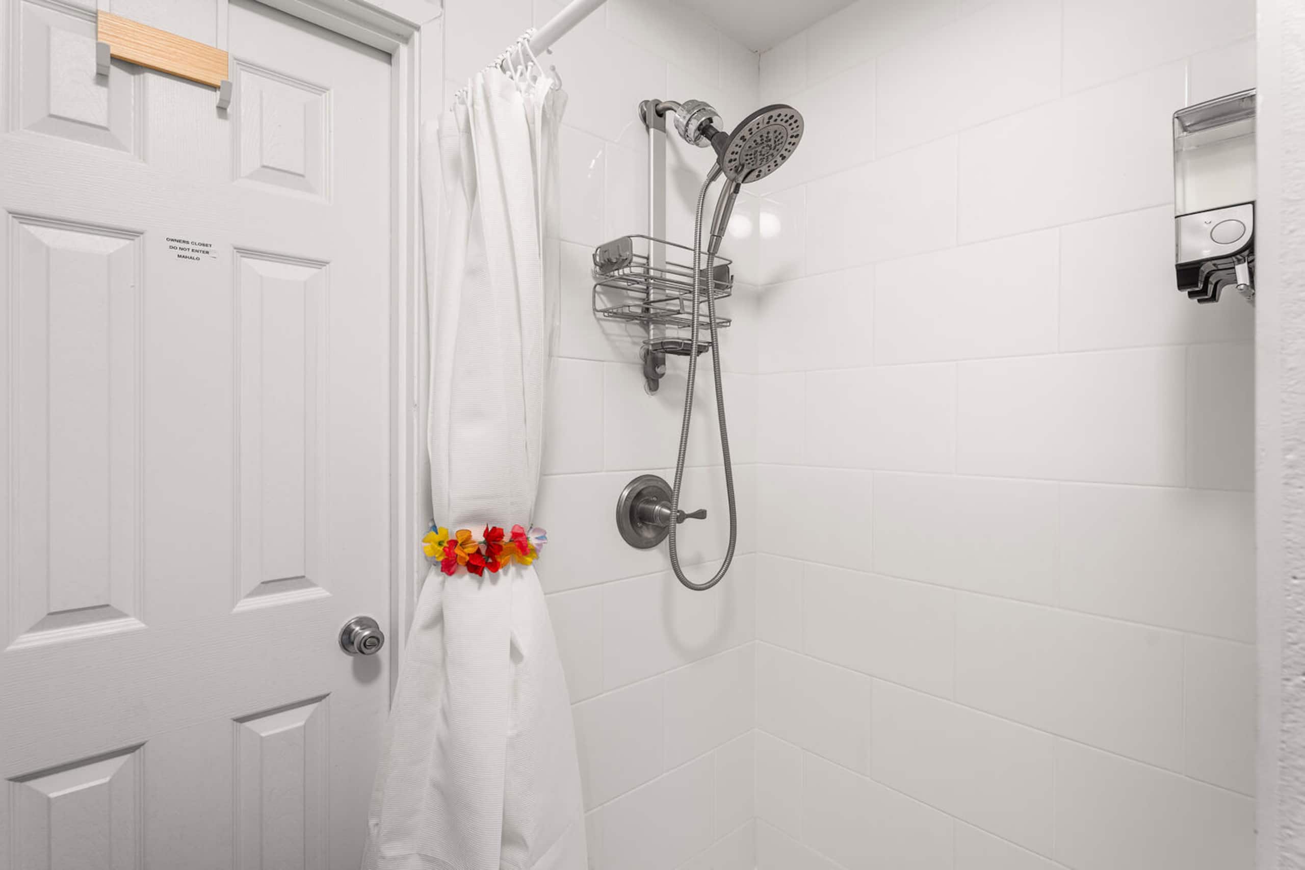 Townhouse in Kailua-Kona · ★4.95 · 1 bedroom · 2 beds · 1.5 baths - Image 15