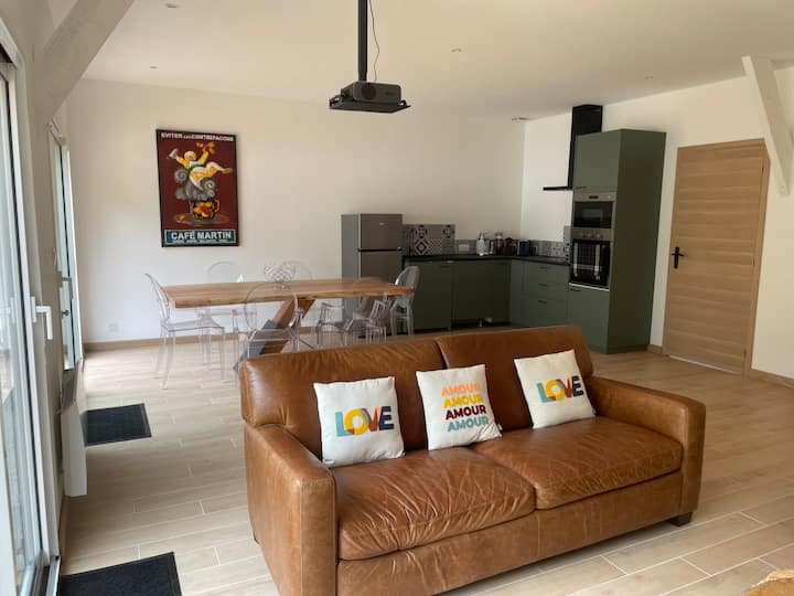 Maison Entière Avec Balnéo Piscine Privée - Loiret