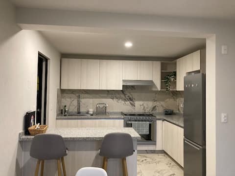 Popular Airbnb listing: Santa Fe LifeStyle Xochitepec Morelos Apartment in Atlacholoaya