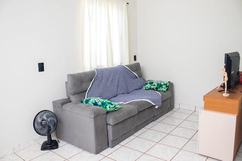 Successful Airbnb property: Charming space in Pirassununga with barbecue area in Pirassununga