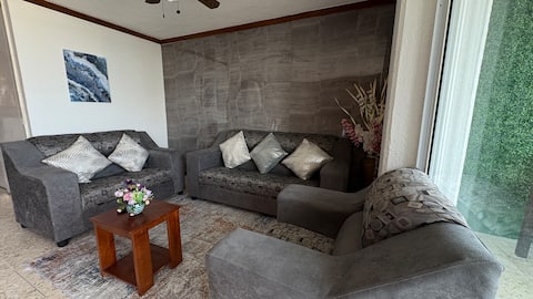 Top performing Airbnb: Acapulco apartment, Condesa with an excellent location in Acapulco De Juárez