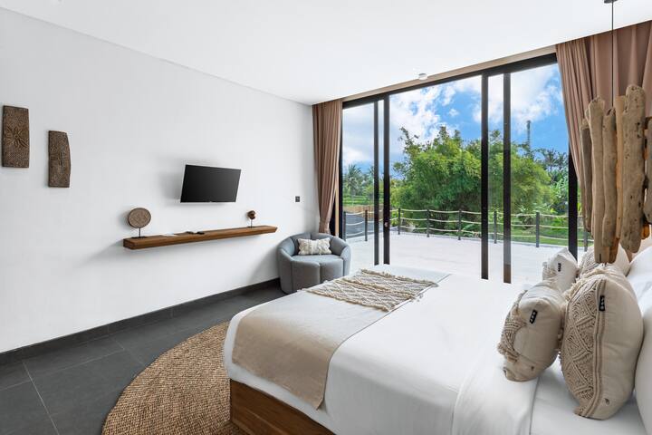 Platinium: Ubud Family 6BR Villa w/Pool, Spa & Gym