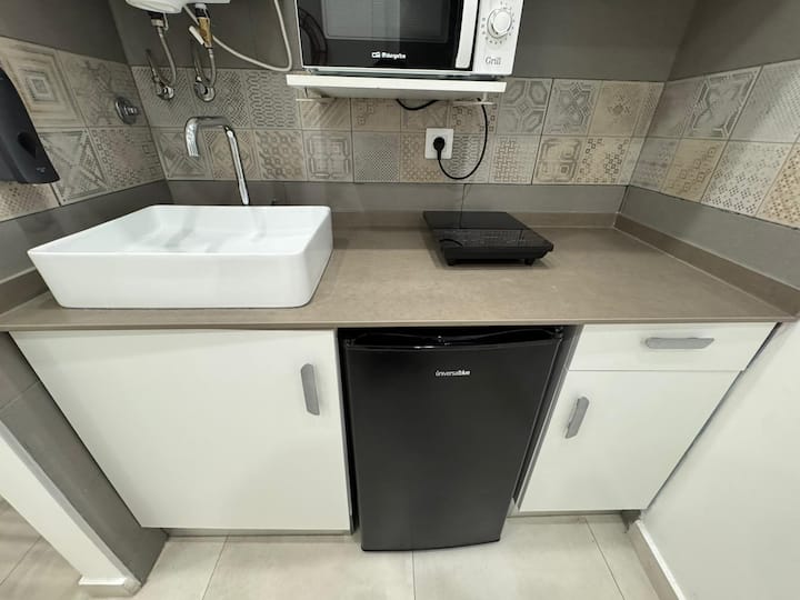1 Estudio Con Terraza Frente Al Metro Bcn - Gavà