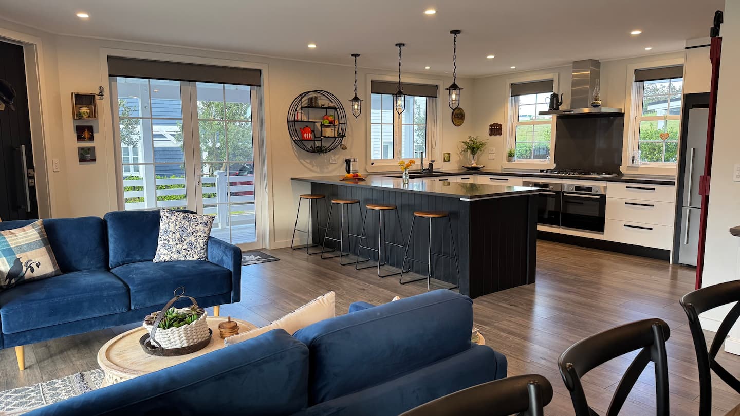 Waihi Beach Luxury Breeze Escape 4