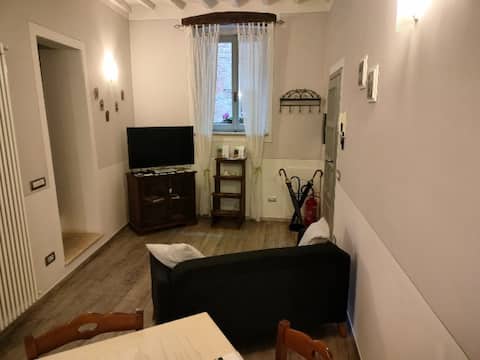 Proprietà Airbnb di successo: "My House" Casa Poliziano hold town a Montepulciano