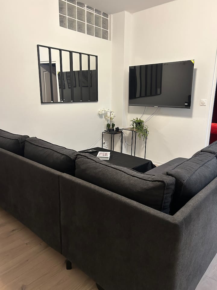 Le Cinéa, Appartement En Face De La Gare - Dreux