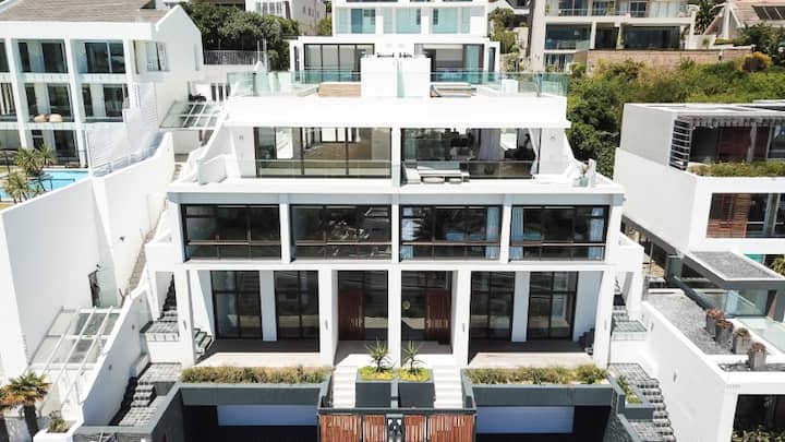 Villa Horizon Twelve By Steadfast Collection - Cape Town