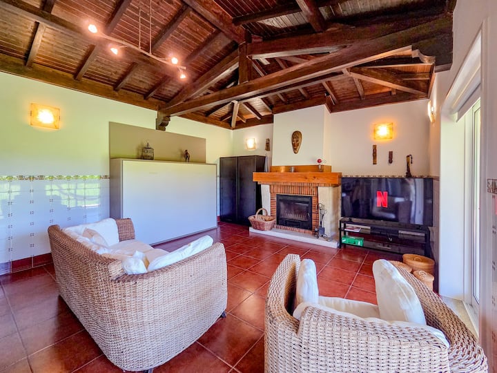 Casa Das Quintas – Refúgio Rural Com Piscina - Antas