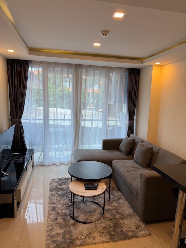 Grand Avenue - Central Pattaya - Pattaya