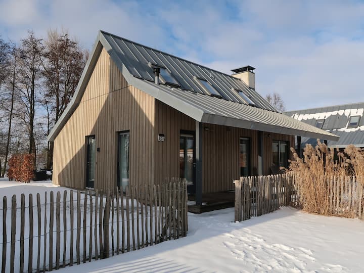 Villa Oesterdam Wellness | 6 People - Bergen op Zoom