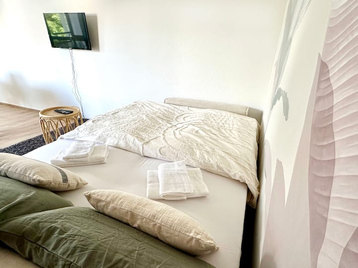 Neu: Schicke 3-zimmer-wohnung, Bis 6 Pers. Zentral - Sindelfingen