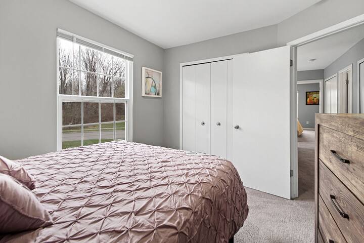 საძინებელი 3