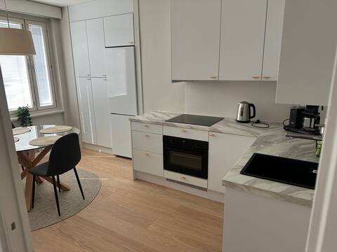 Top Airbnb: Beautiful and spacious studio, downtown in I Pokkinen