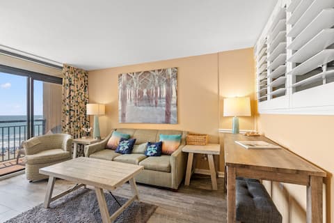 Successful Airbnb property: Oceanfront Condo Stay with Heated Pool and Hot Tub in North Myrtle Beach