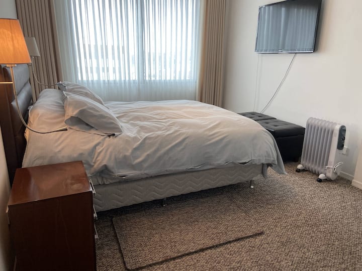 საძინებელი 1