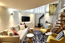 Stylish 2BR Central Edinburgh - Walk to Attraction