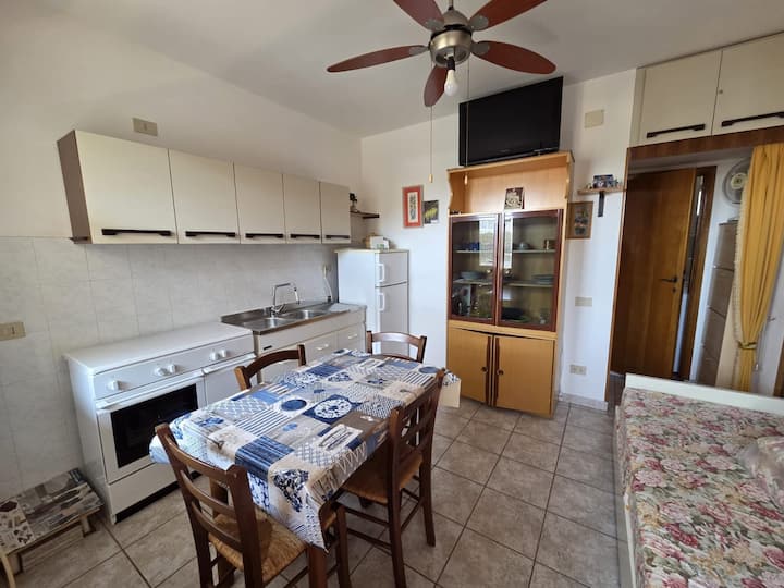 Apartment 250 Metres From The Sea In Follonica - Follonica