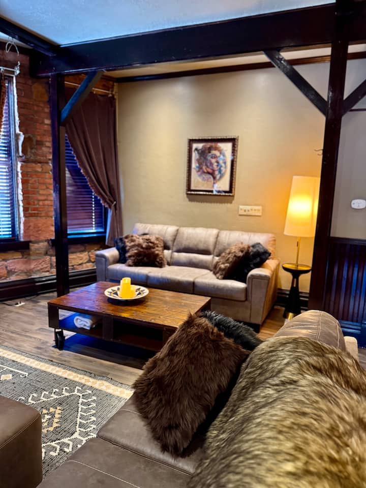Free Ms Soaks With Flatiron Stay! Main Level - Hot Springs, SD