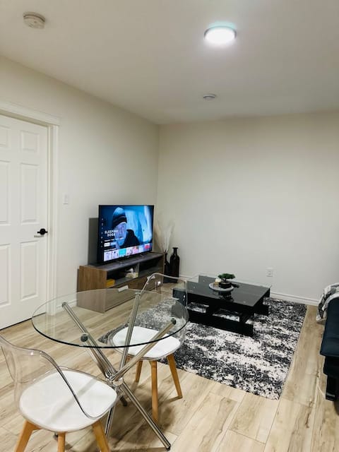 Successful Airbnb property: Home Basement near Edmonton Airport in Cavanagh