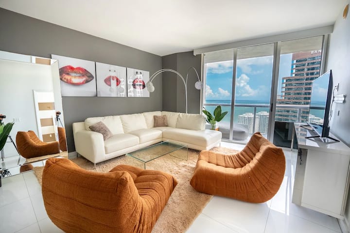 მისაღები ოთახი