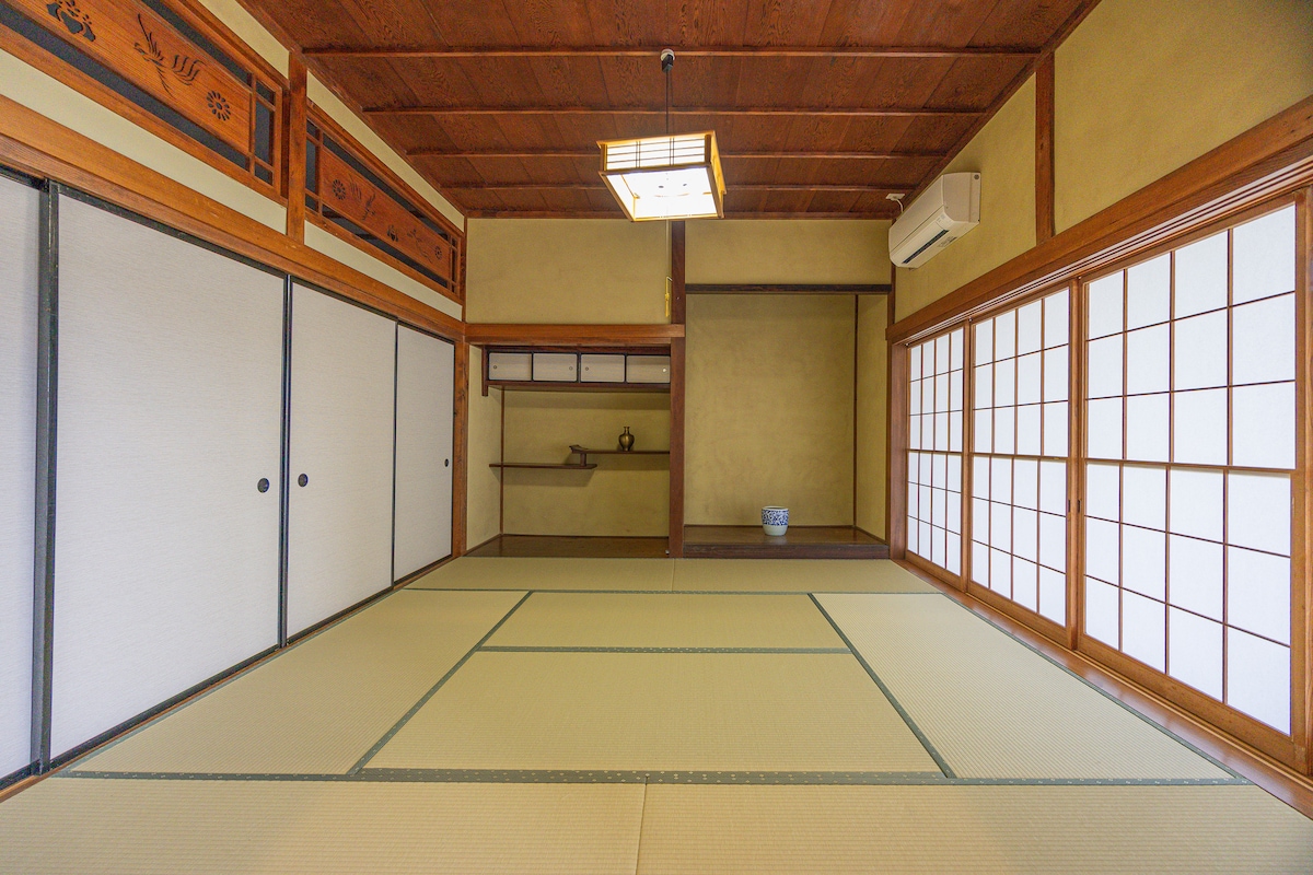 საძინებელი 2