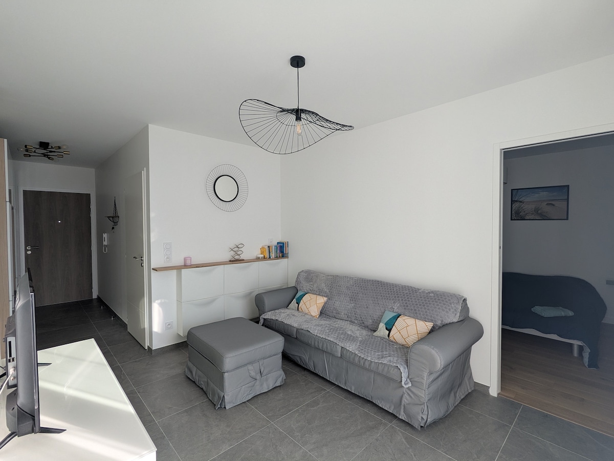 Airbnb performant: Luxury Port Lin beach 1B without linen kit à Le Croisic
