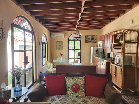 Popular Airbnb listing: Villa Chez Peri in Fairfax