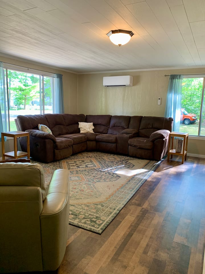 Our LVP floors are easy to clean and we have a cordless ninja shark vacuum. That is the best for sand cleanup. Kick back in the living room and pick up some of those ceramics monthly magazines!