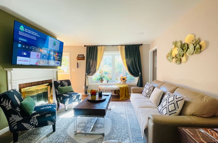 Private Estate | Walk To Downtown | 3b2b + Parking - Princeton, NJ