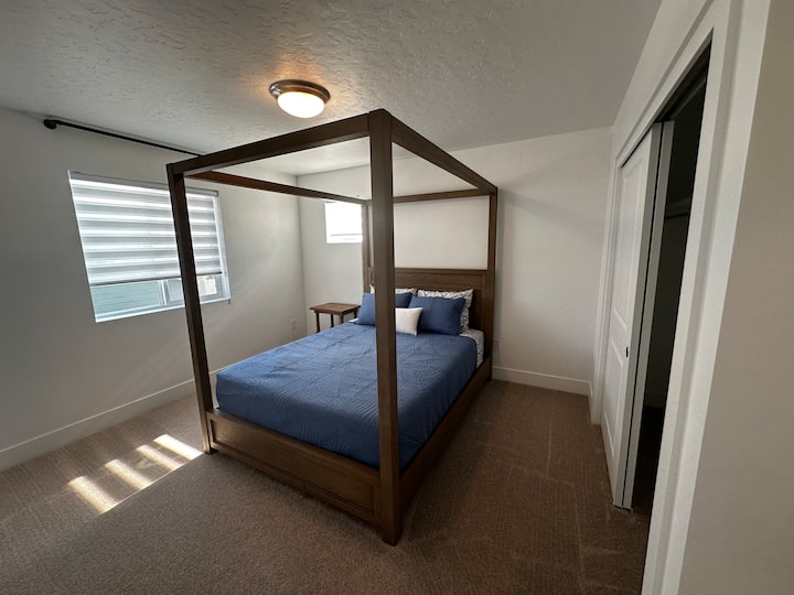 Schlafzimmer 2