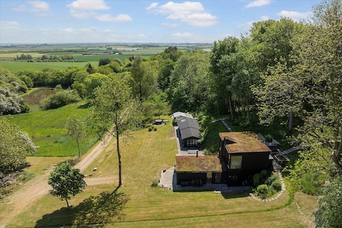 Beautiful house in fantastic surroundings