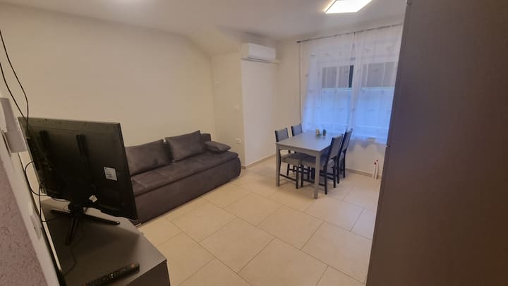 Apartma Danica
Idrsko 15, 5222 Kobarid - Soča