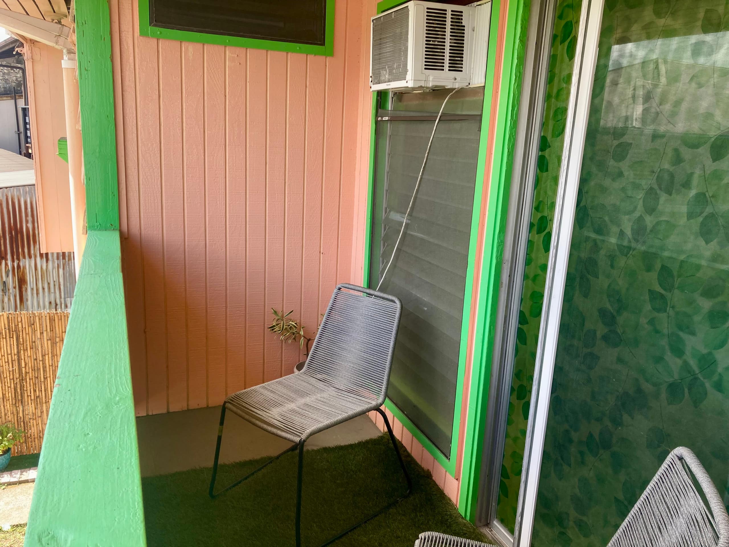 Walk to Hilo Bay~Private Suite + Fast WiFi - Photo 23