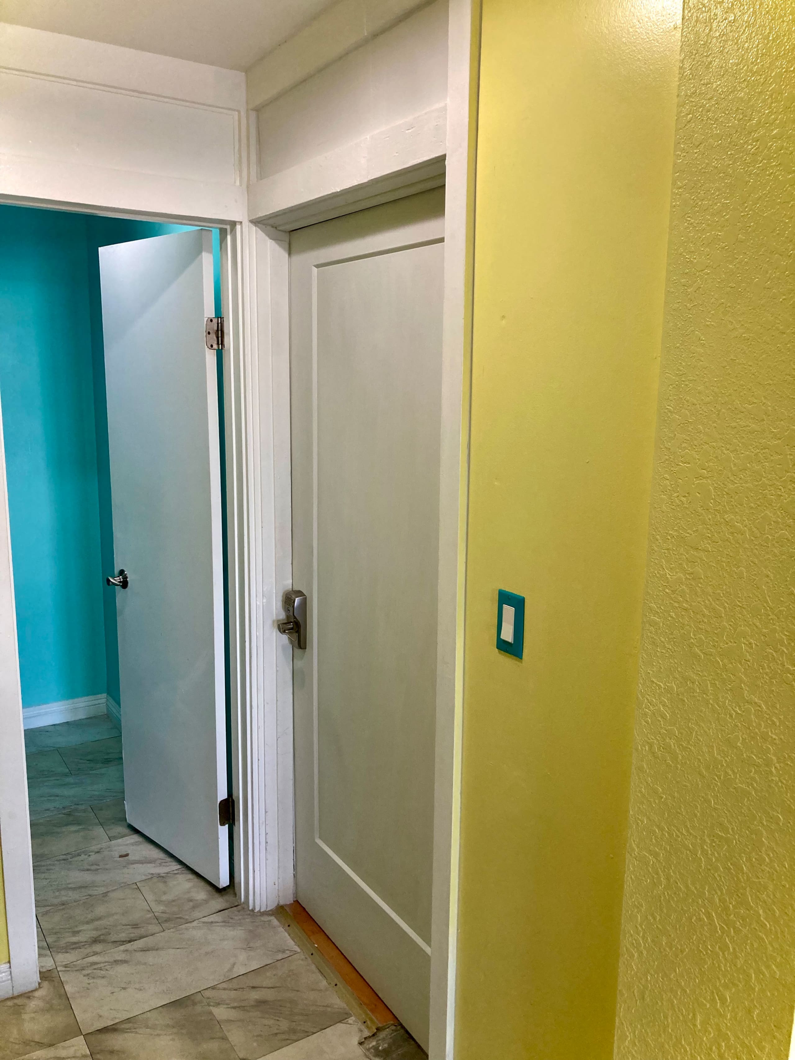Walk to Hilo Bay~Private Suite + Fast WiFi - Photo 19