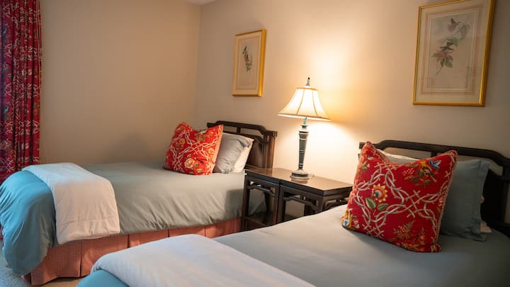 Two twin XL beds for extra comfort