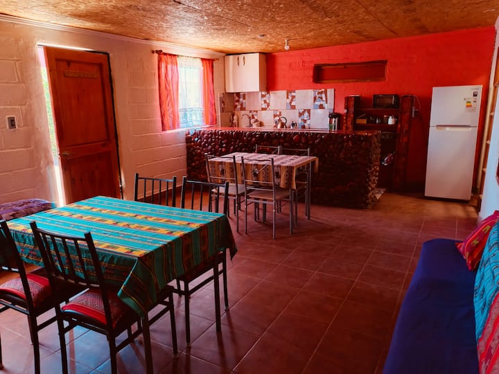 Habitación Matrimonial Baño Privado Casa Millantu - San Pedro de Atacama