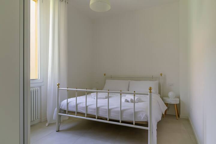 [Bologna Centro] – 8PeopleApt Near Piazza Maggiore gallery image 2