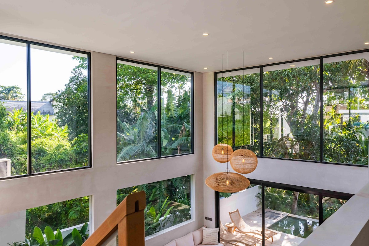 Image showcasing This elegant 2-bedroom villa in Tumbak Bayuh blends modern ...