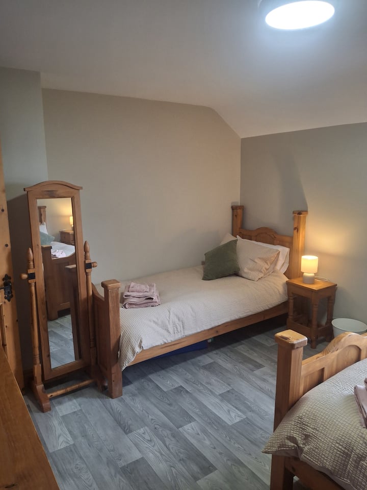 საძინებელი 2