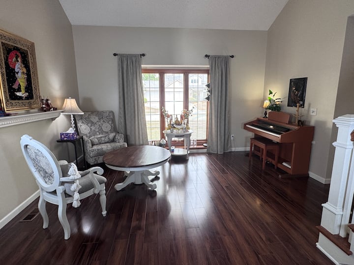 Clean & Comfy Midwest Stay - Fort Wayne, IN