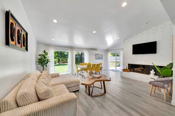 Bright 5BR Home w/ TVs in Every Room + Backyard