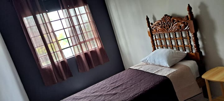 საძინებელი 1