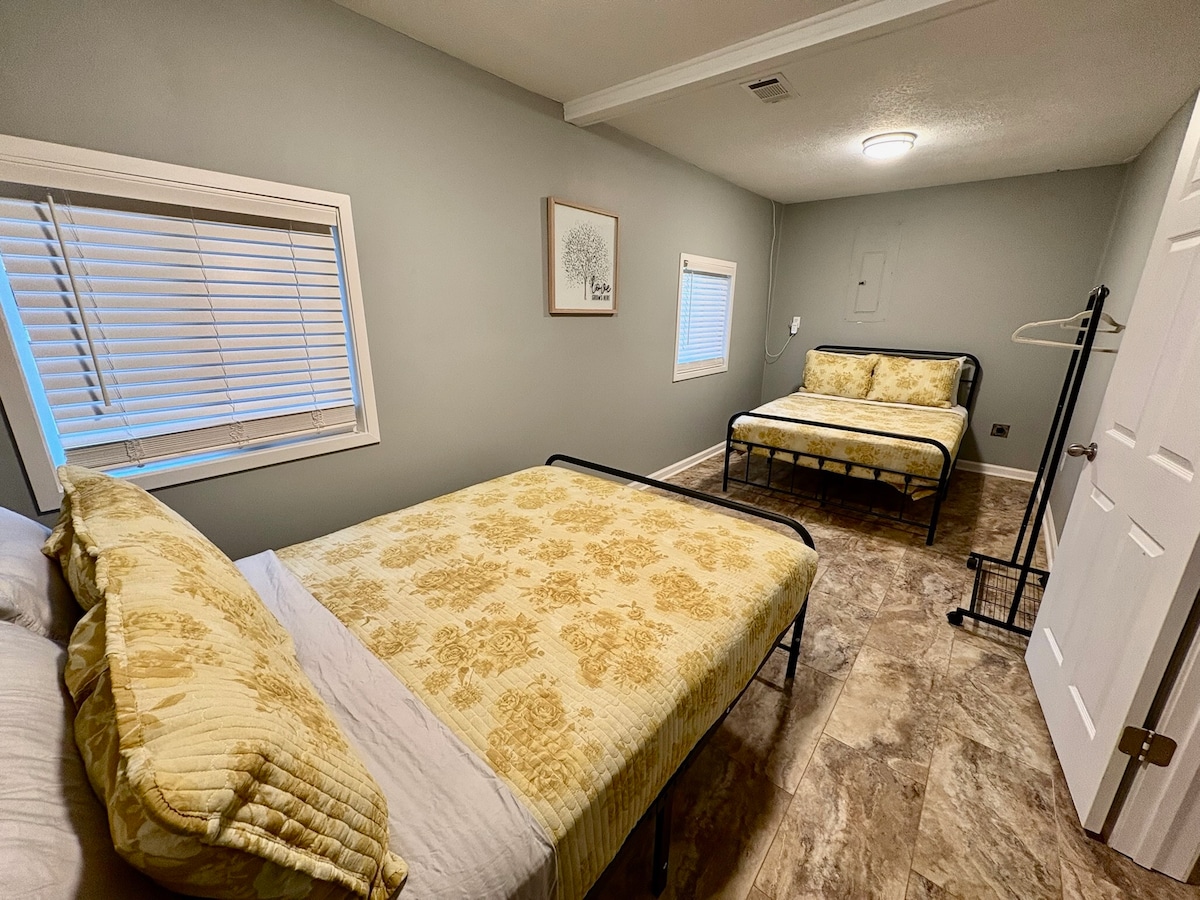 Curtis Cove Bedroom 2