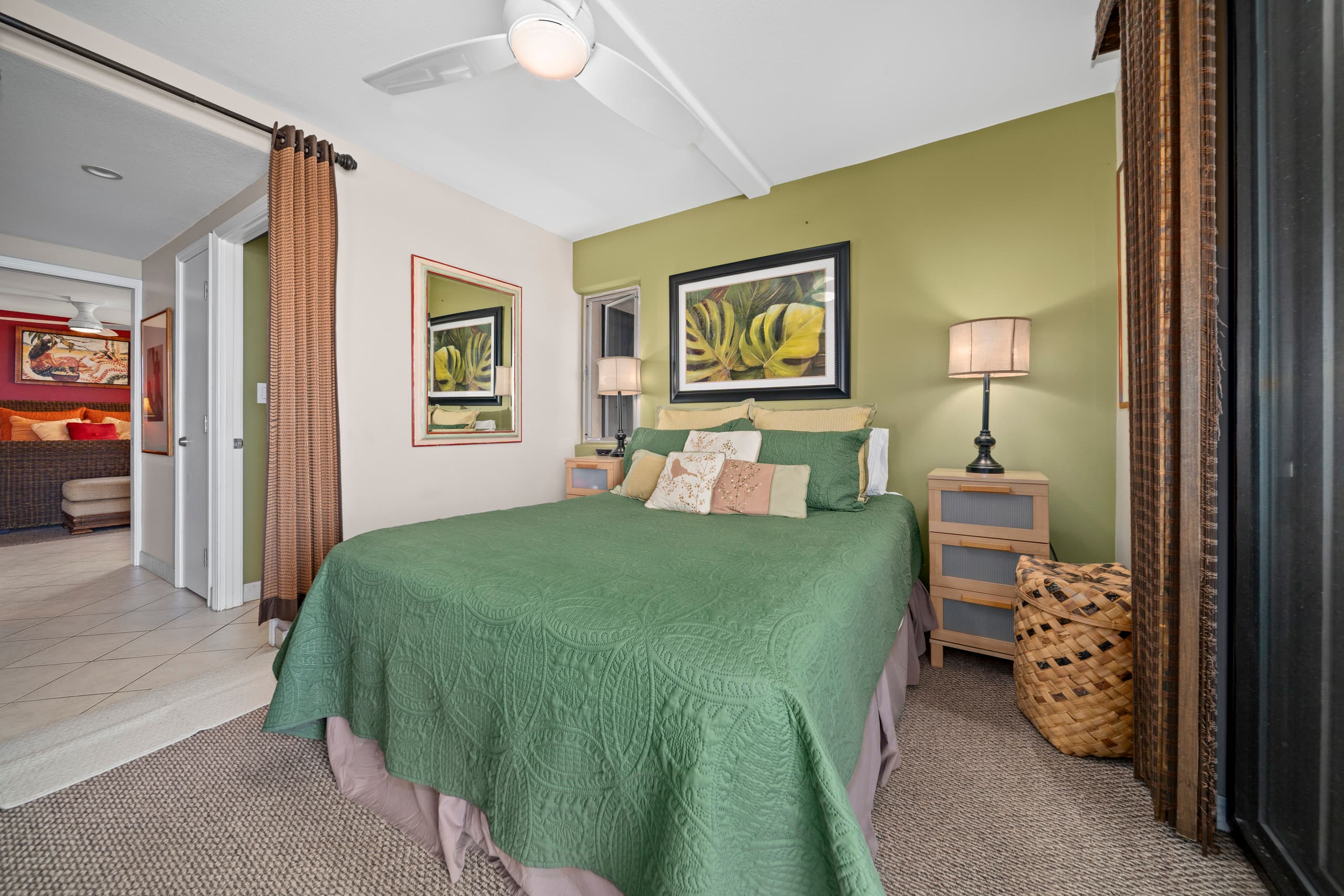 Condo in Lahaina · ★5.0 · 2 bedrooms · 3 beds · 2 private baths - Image 15