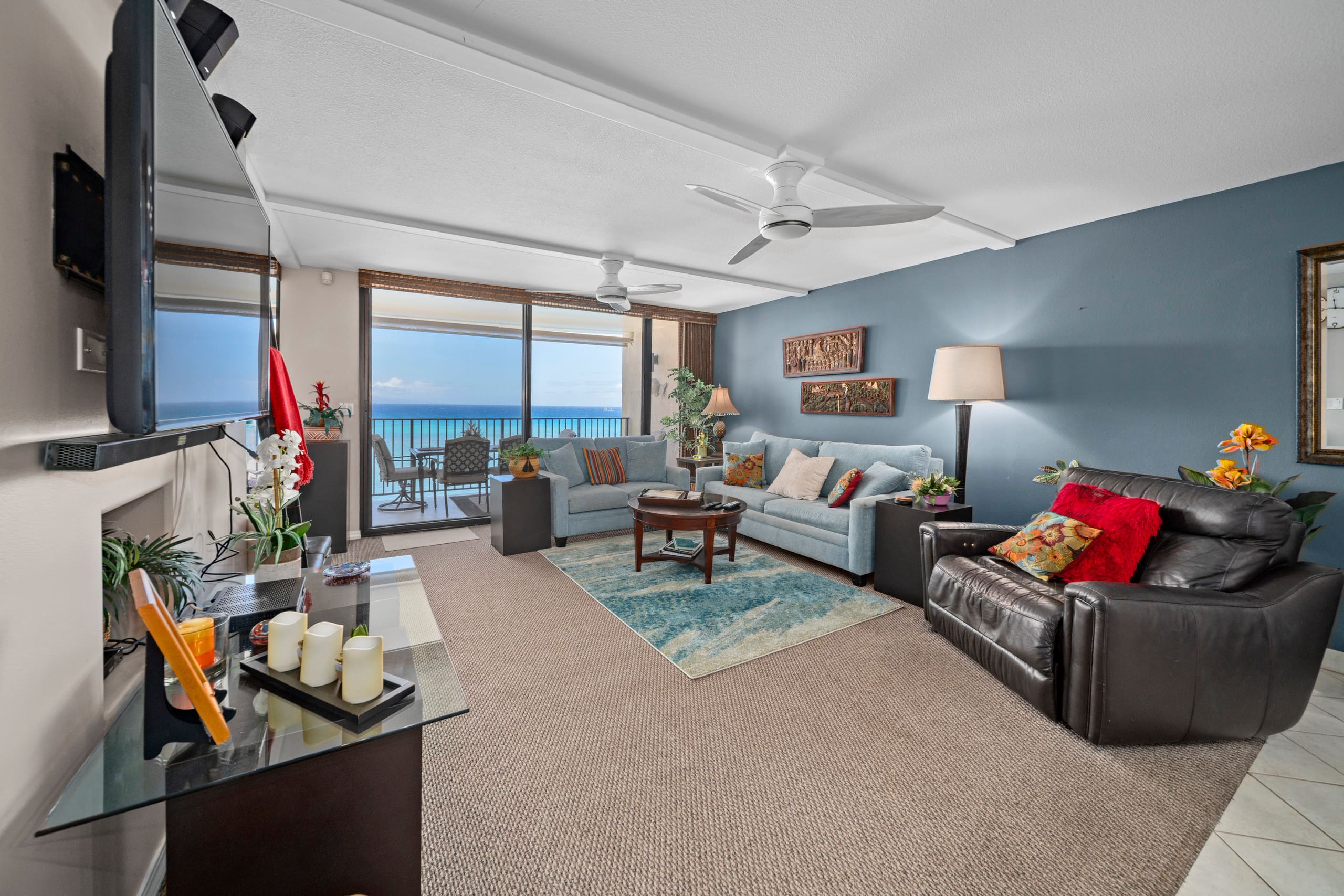 Condo in Lahaina · ★5.0 · 2 bedrooms · 3 beds · 2 private baths - Image 2