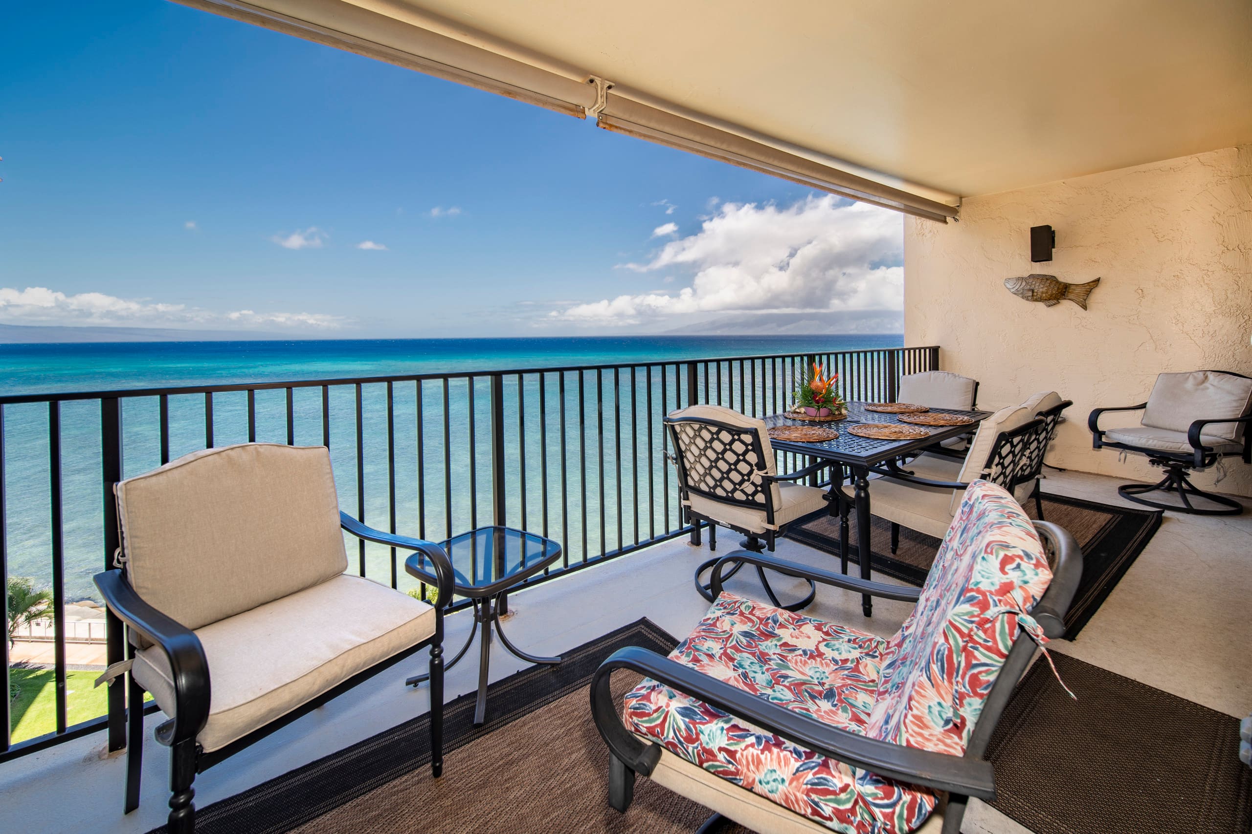 Condo in Lahaina · ★5.0 · 2 bedrooms · 3 beds · 2 private baths - Image 34